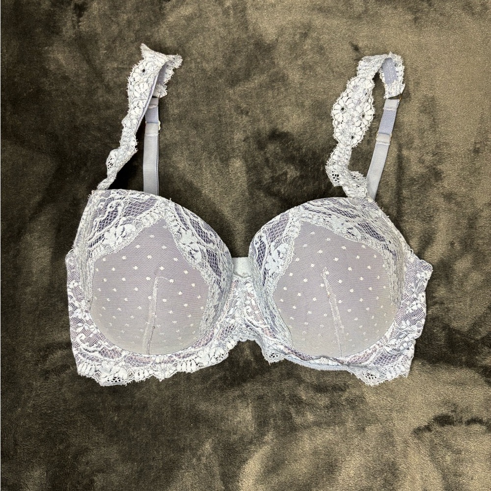 Victoria Secret blue lacy bra